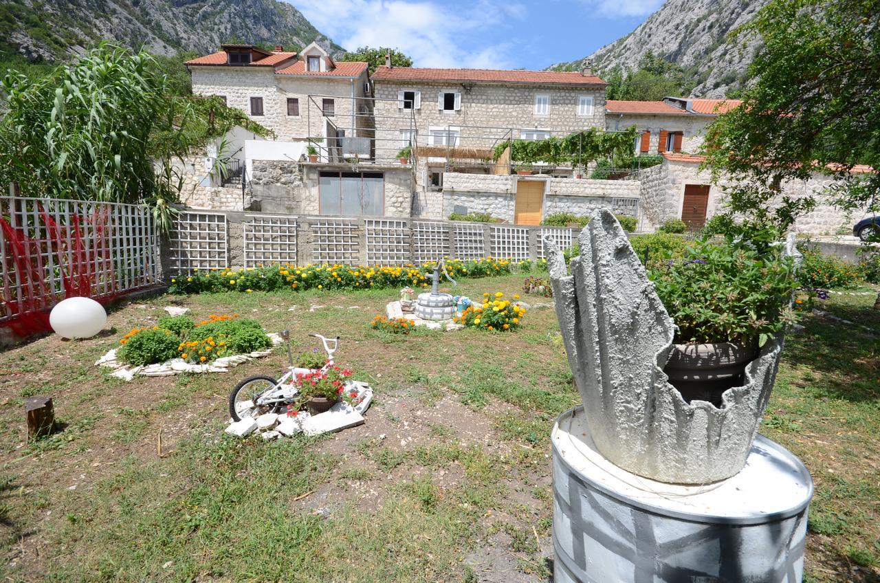 Stone House Dragutinovic Apartment Kotor Ngoại thất bức ảnh