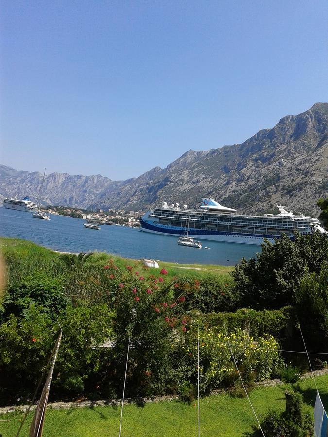 Stone House Dragutinovic Apartment Kotor Ngoại thất bức ảnh